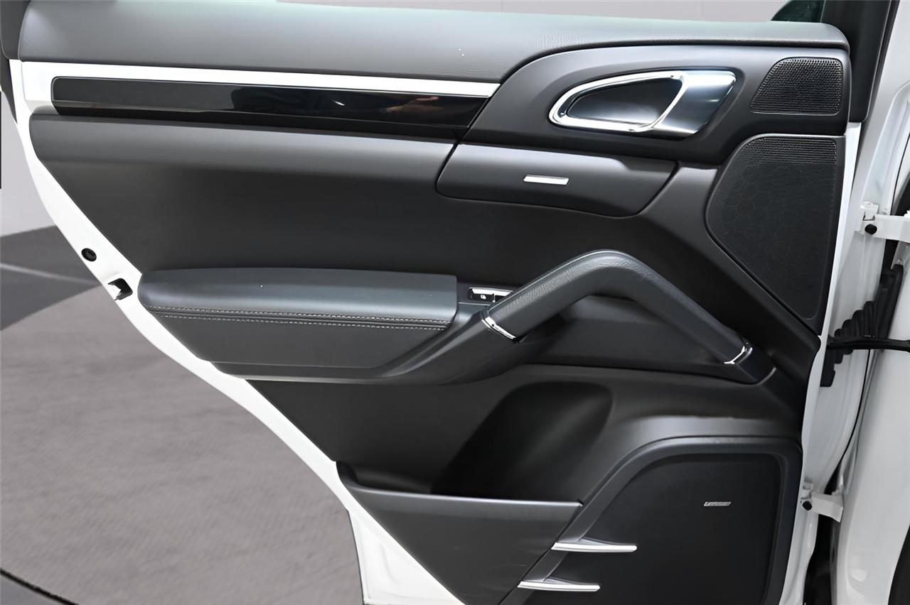 Porsche Cayenne  2018