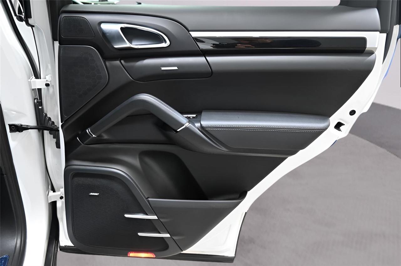 Porsche Cayenne  2018