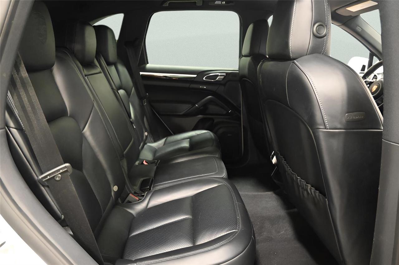 Porsche Cayenne  2018