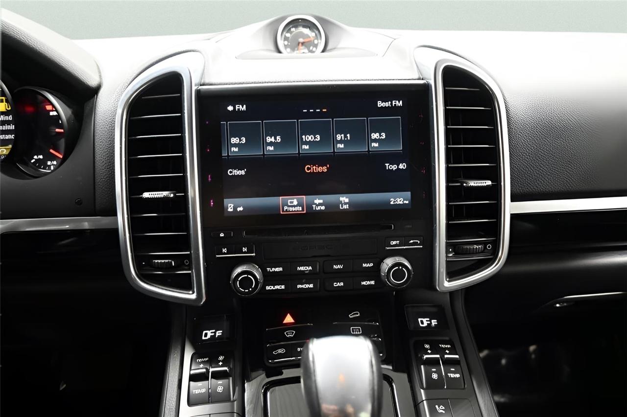 Porsche Cayenne  2018