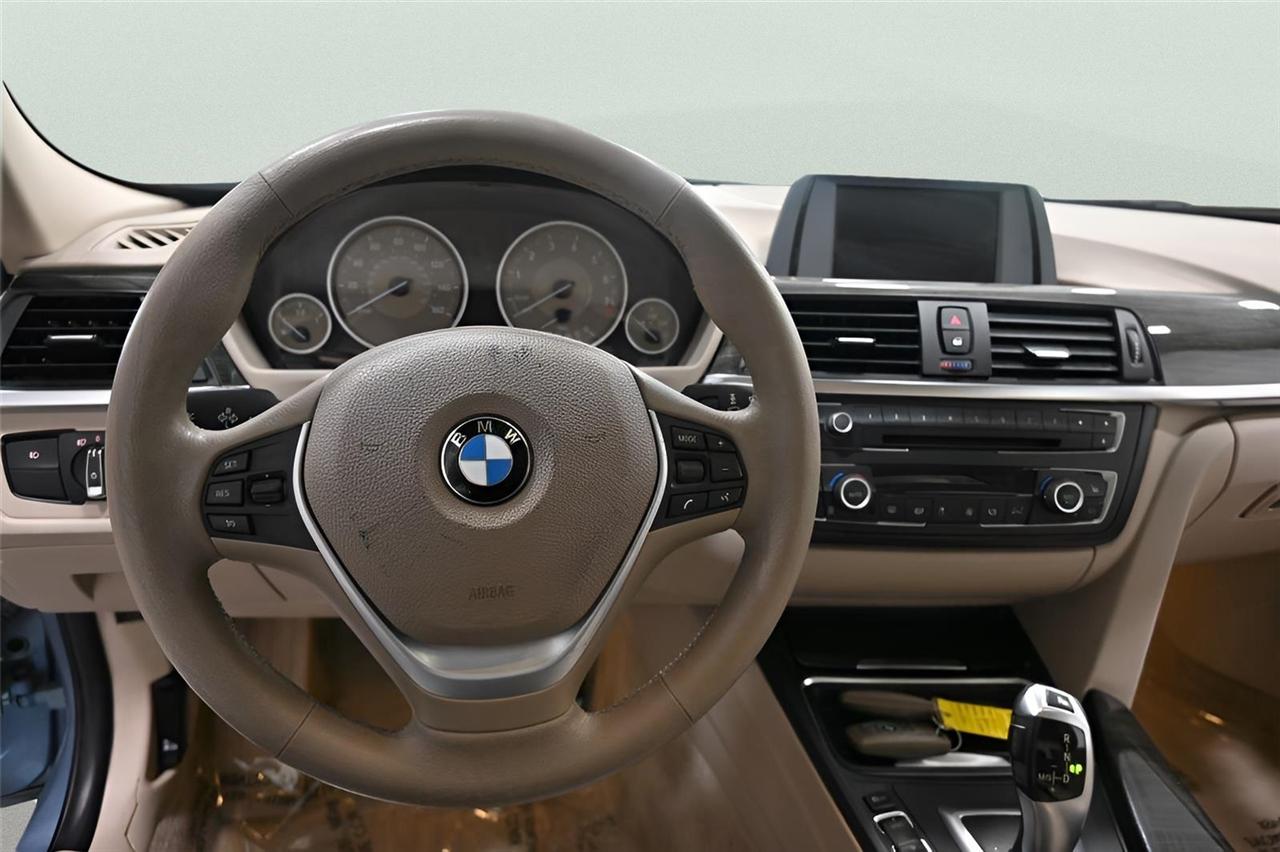 BMW 3-Series  2013