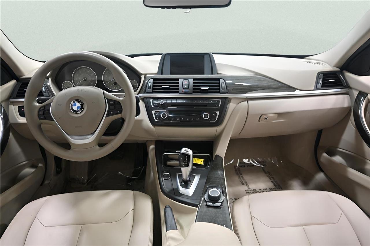 BMW 3-Series  2013