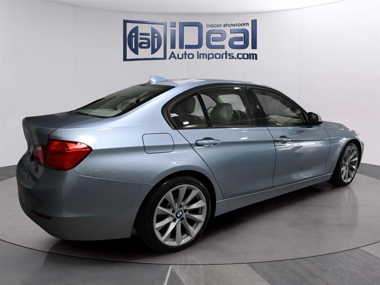 BMW 3-Series  2013