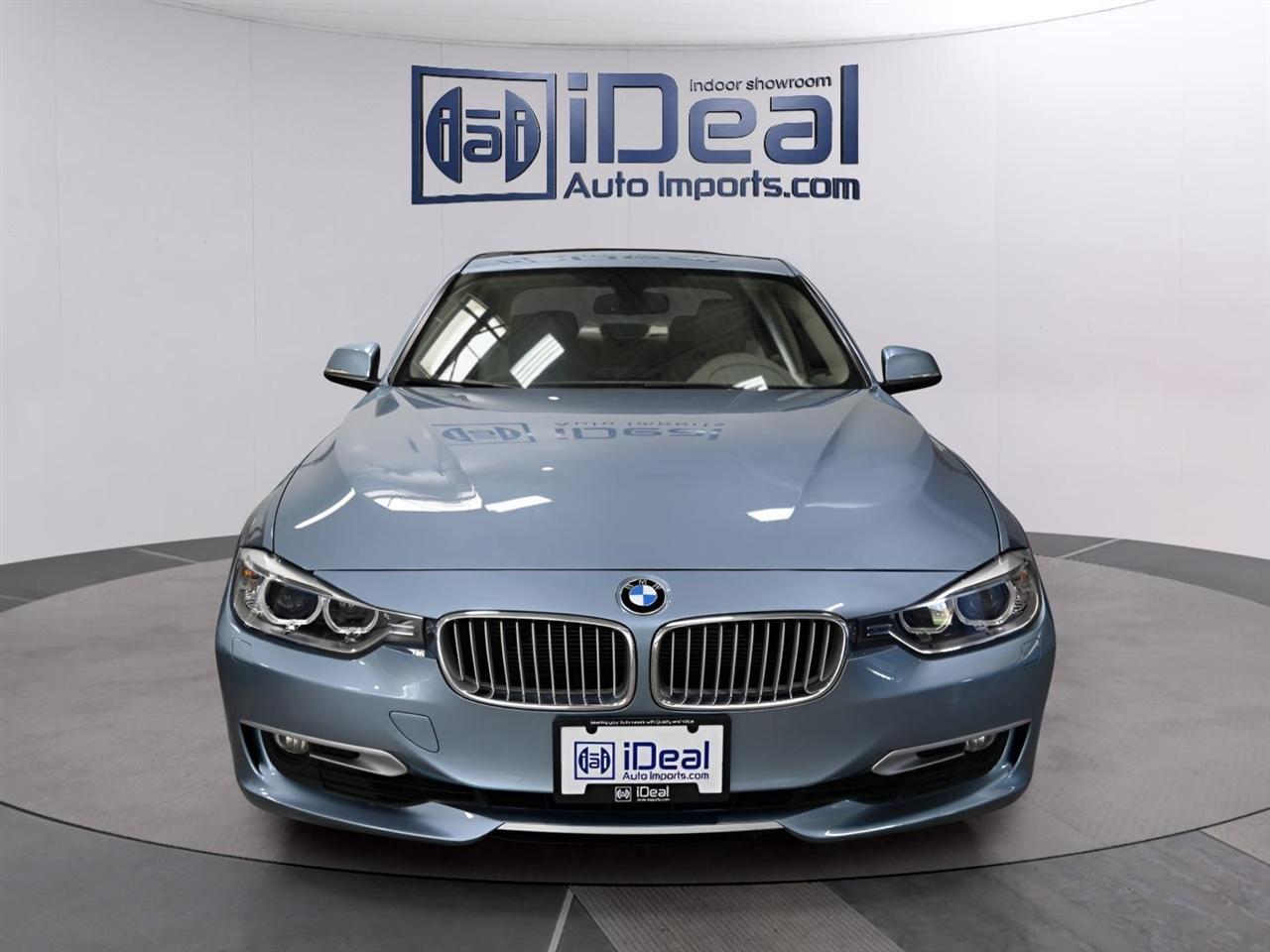 BMW 3-Series  2013