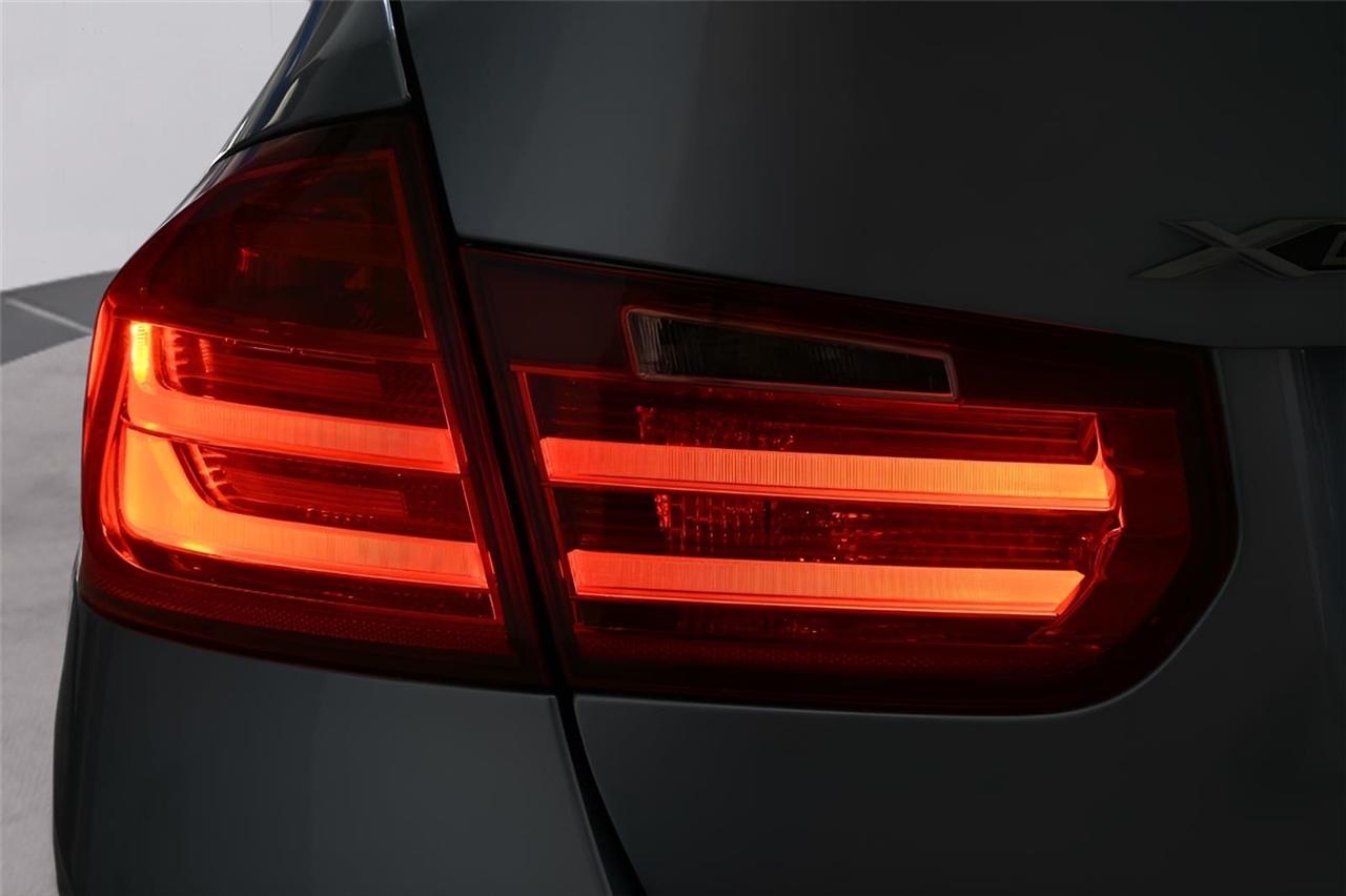 BMW 3-Series  2013