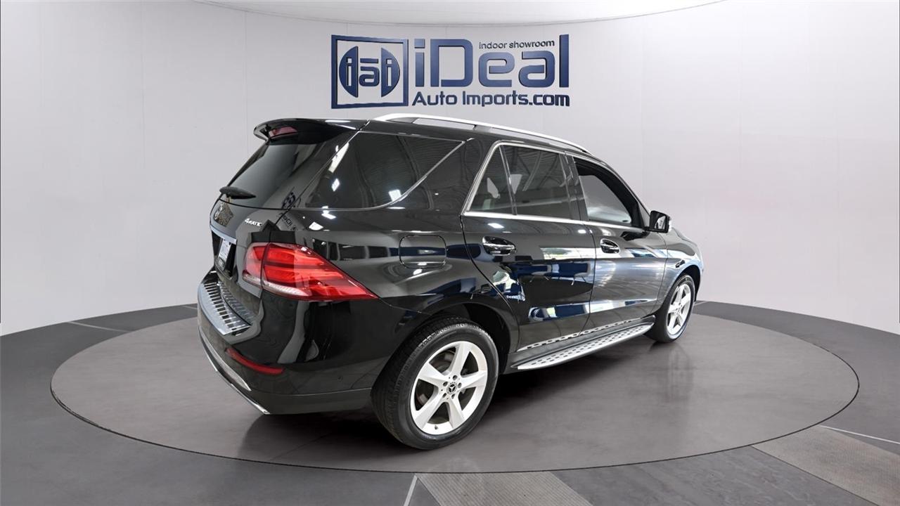 Mercedes-Benz GLE-Class  2017