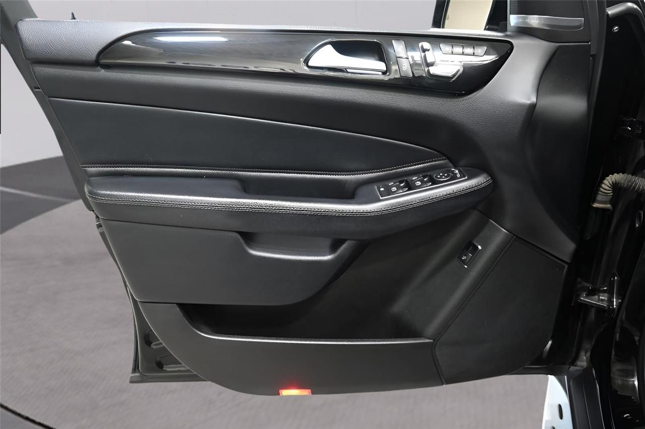 Mercedes-Benz GLE-Class  2017