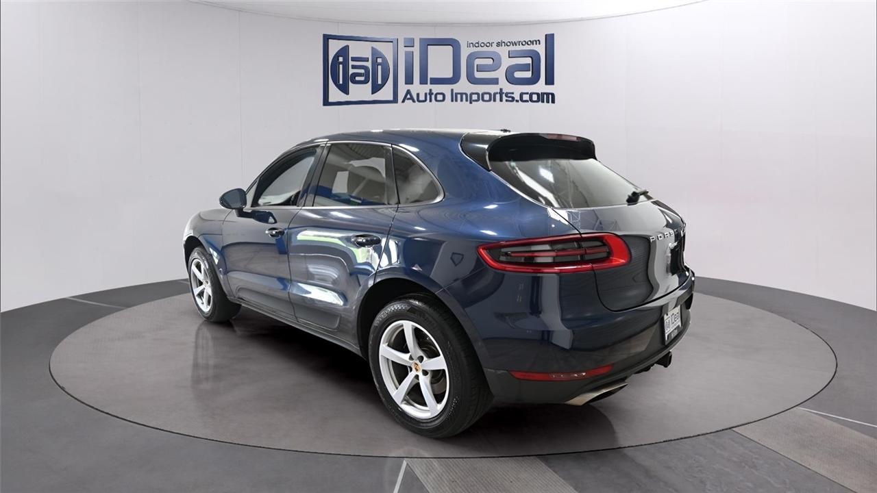 Porsche Macan  2018