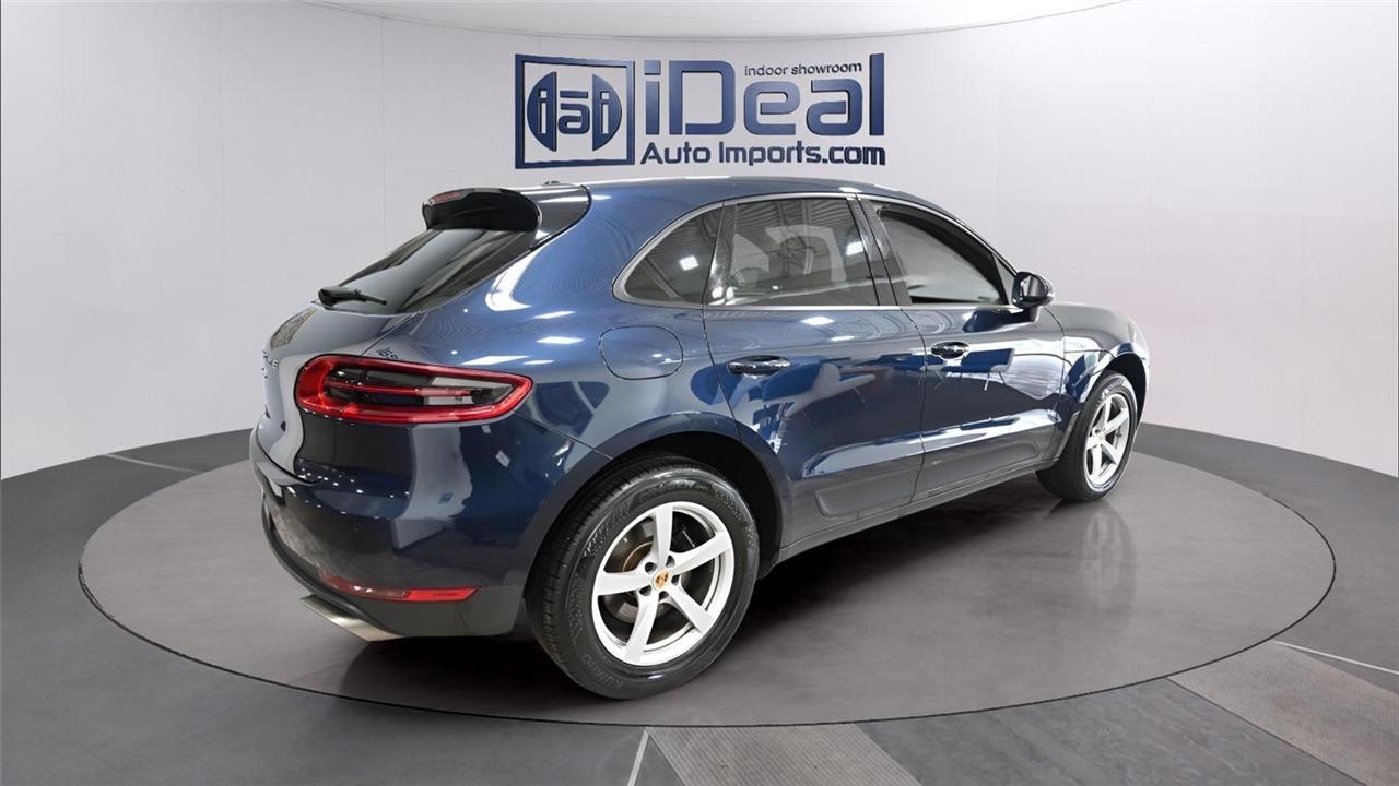 Porsche Macan  2018