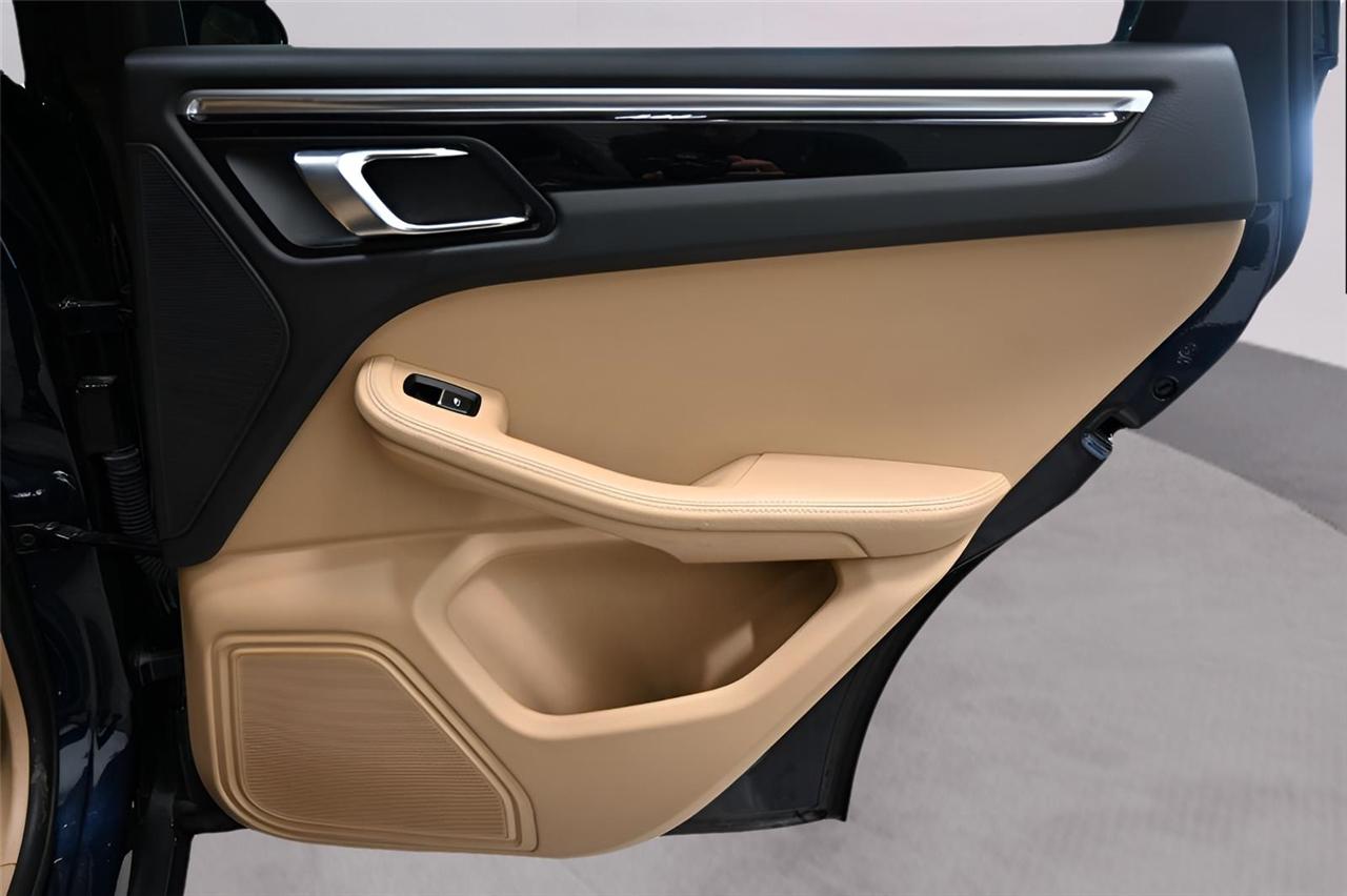 View 18