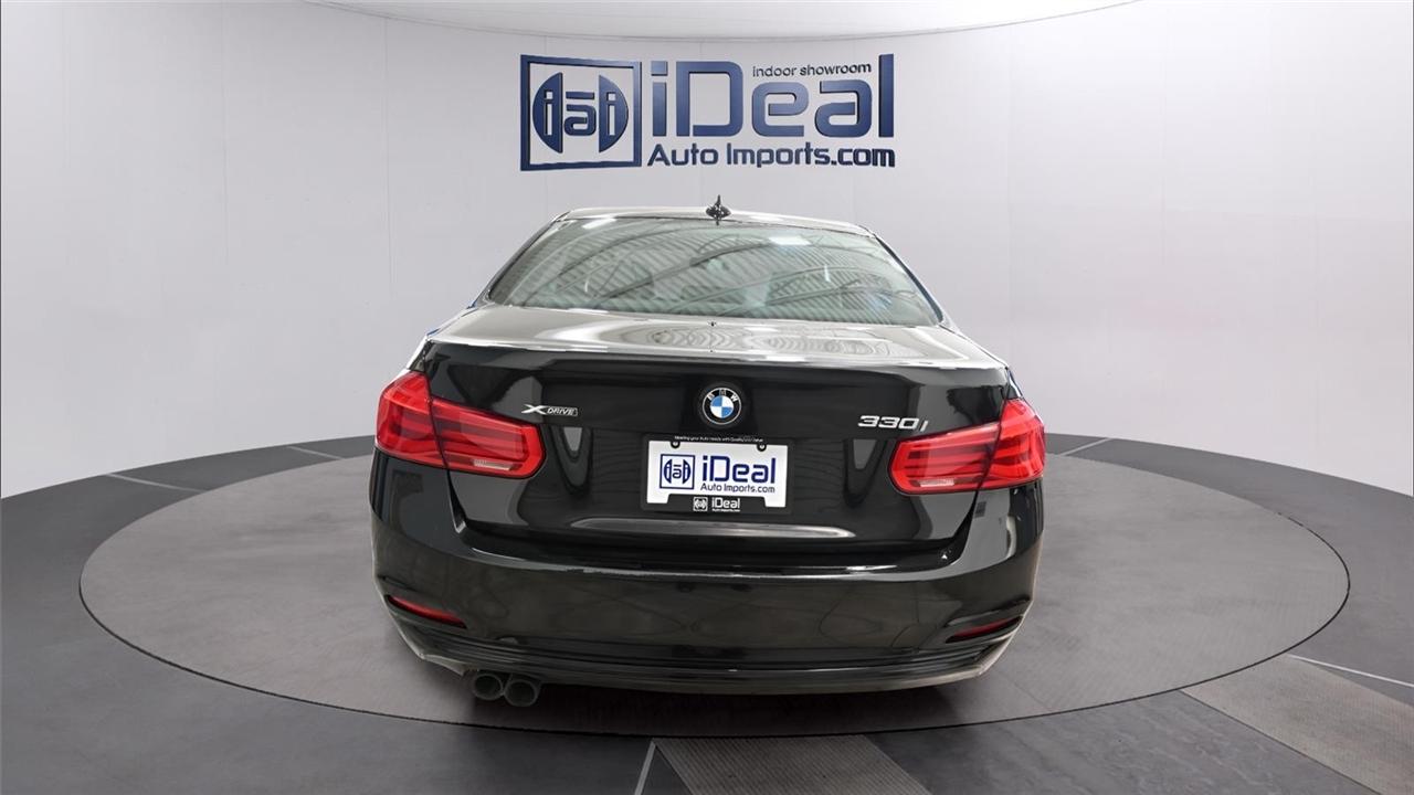 BMW 3-Series 330xi 4D Sedan 2018