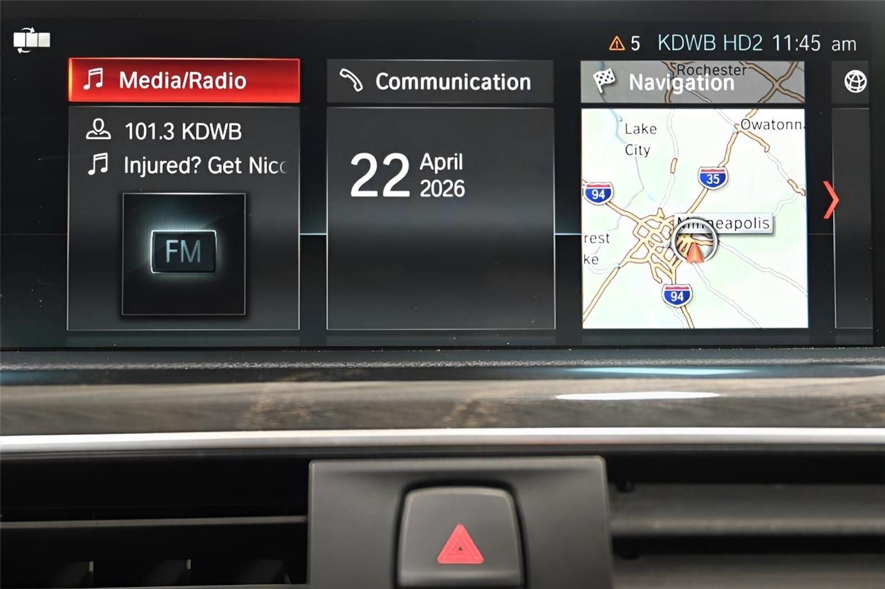 BMW 3-Series 330xi 4D Sedan 2018