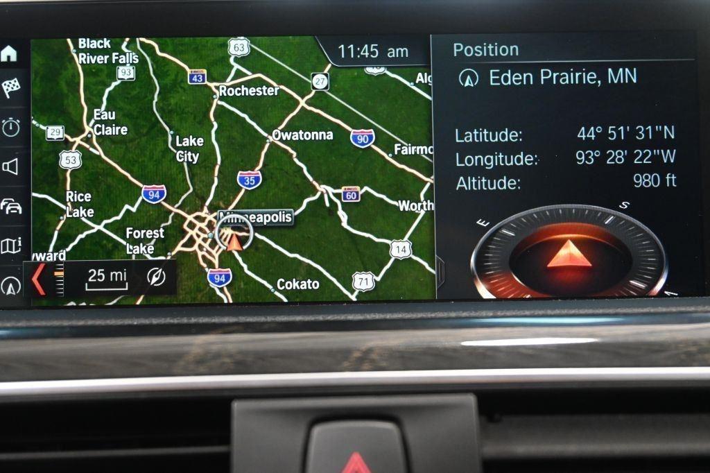 BMW 3-Series 330xi 4D Sedan 2018