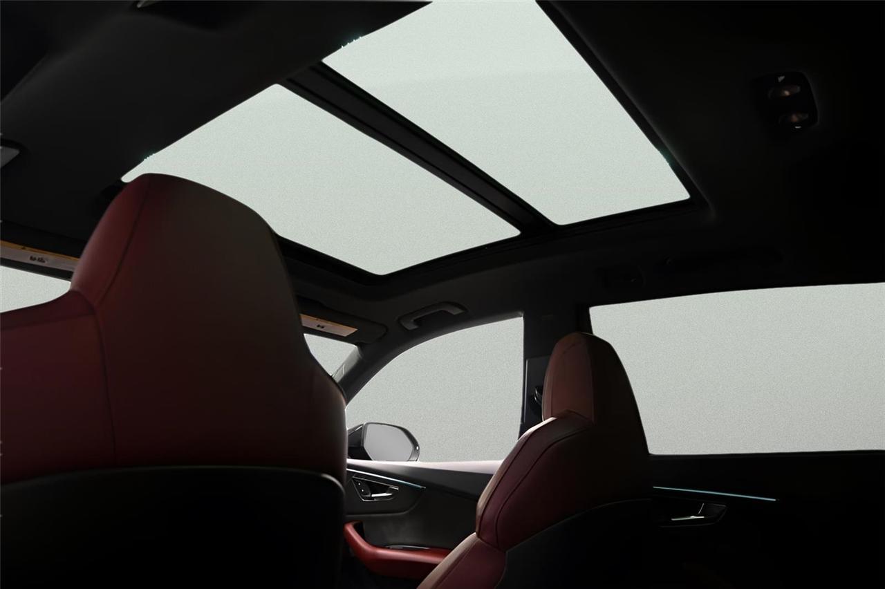 Audi SQ8  2022