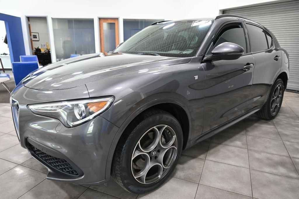 2022 Alfa Romeo Stelvio TI