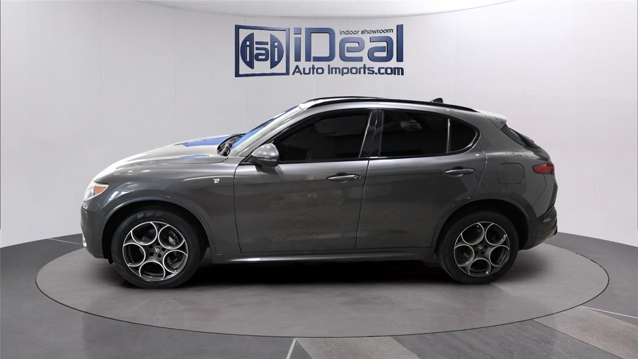 Alfa Romeo Stelvio  2022