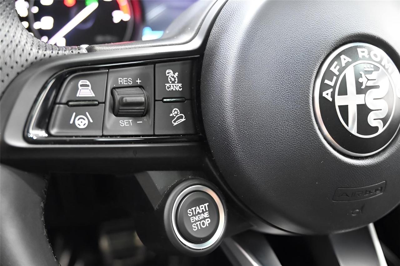 Alfa Romeo Stelvio  2022