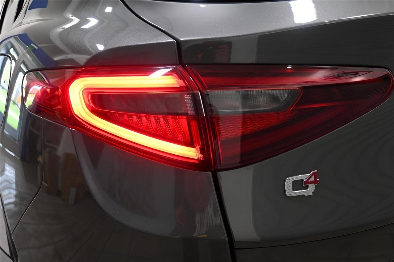 Alfa Romeo Stelvio  2022