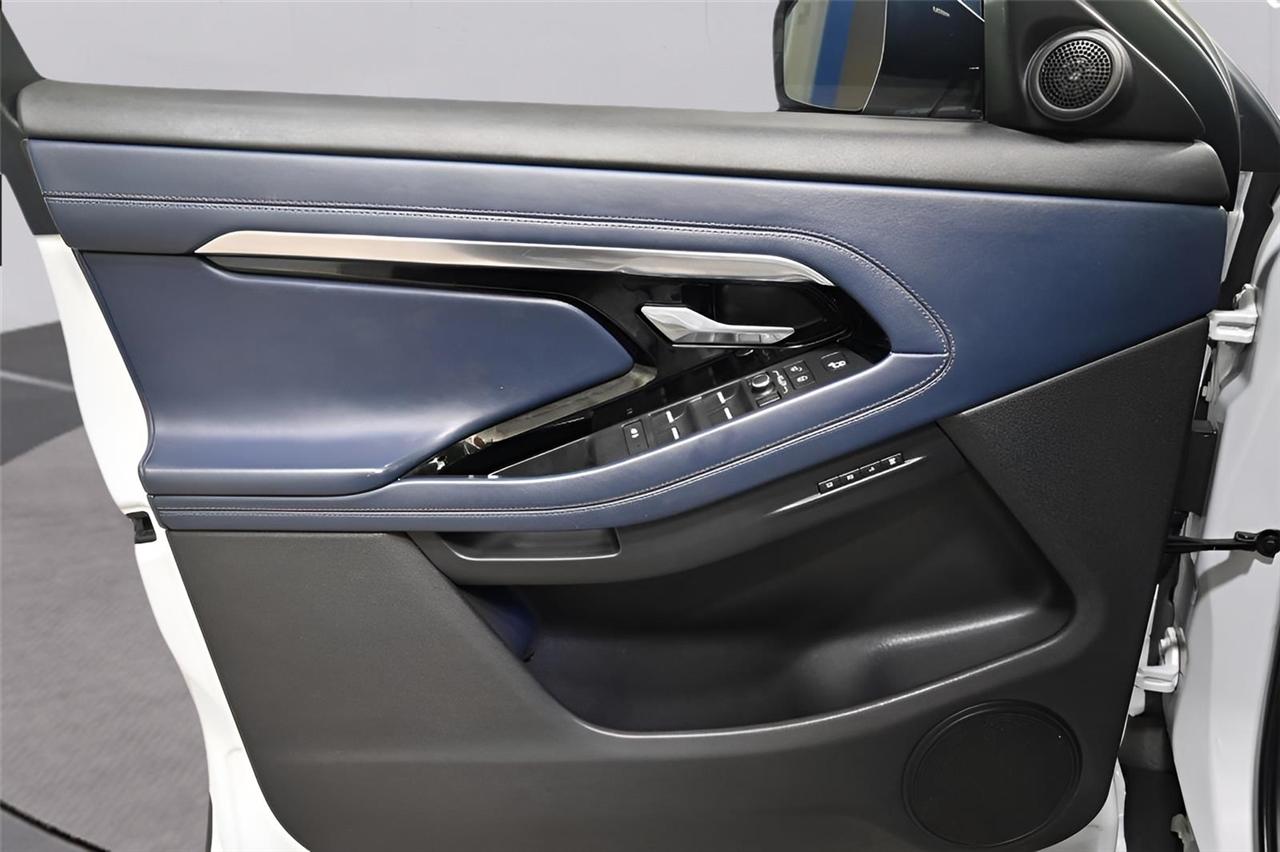 Land Rover Range Rover Evoque  2020