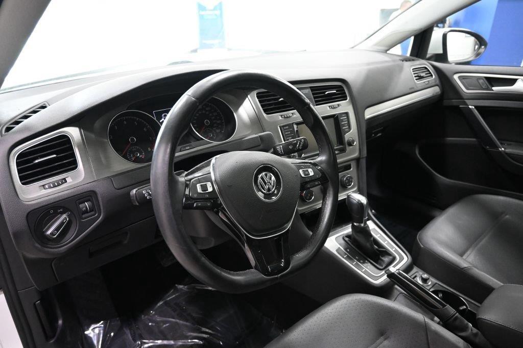 Volkswagen Golf  2015
