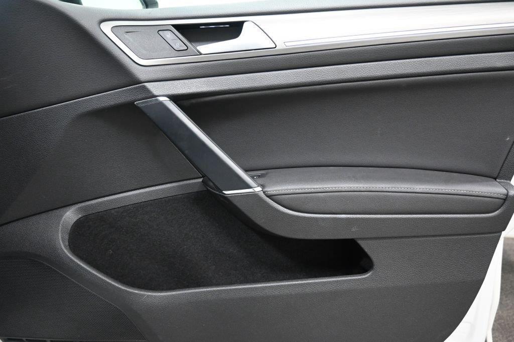 Volkswagen Golf  2015
