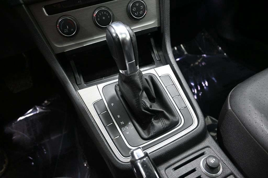 Volkswagen Golf  2015
