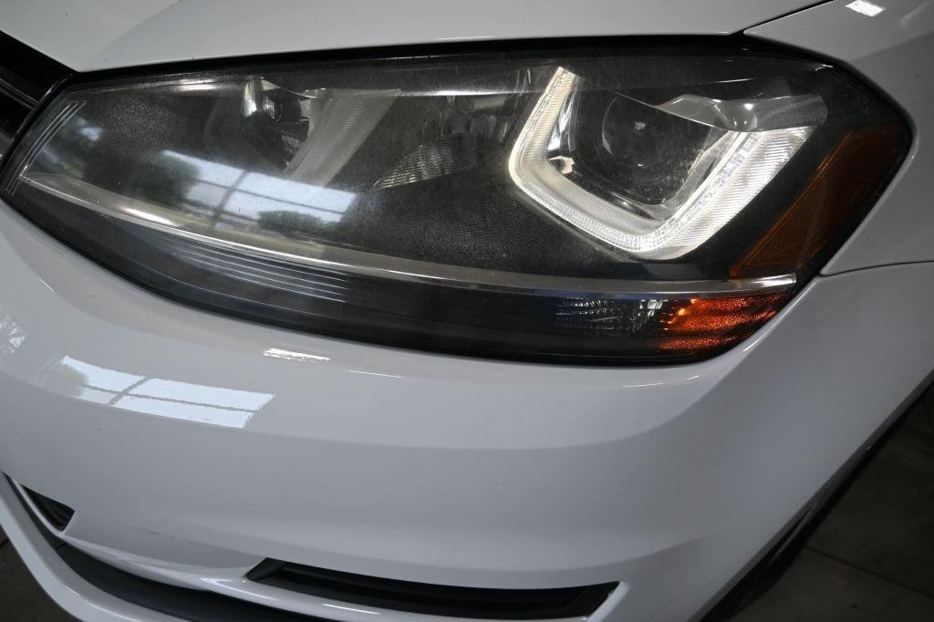 Volkswagen Golf  2015