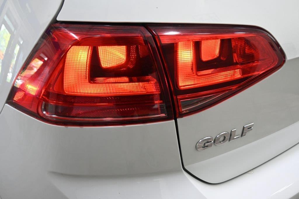 Volkswagen Golf  2015