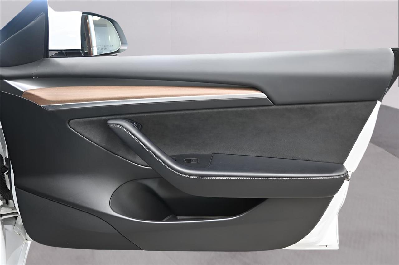Tesla Model 3 Long Range 2022