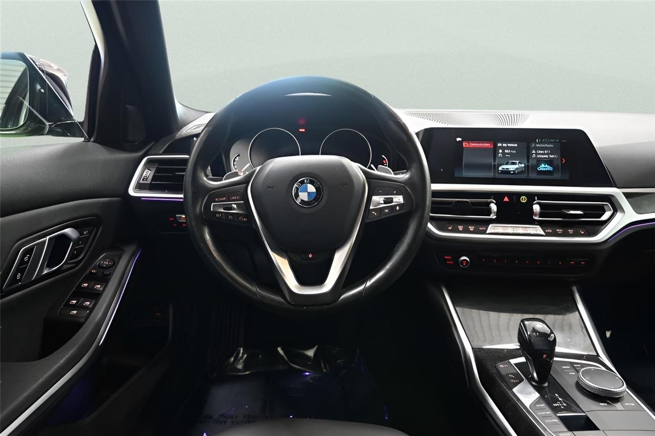 BMW 3-Series  2020