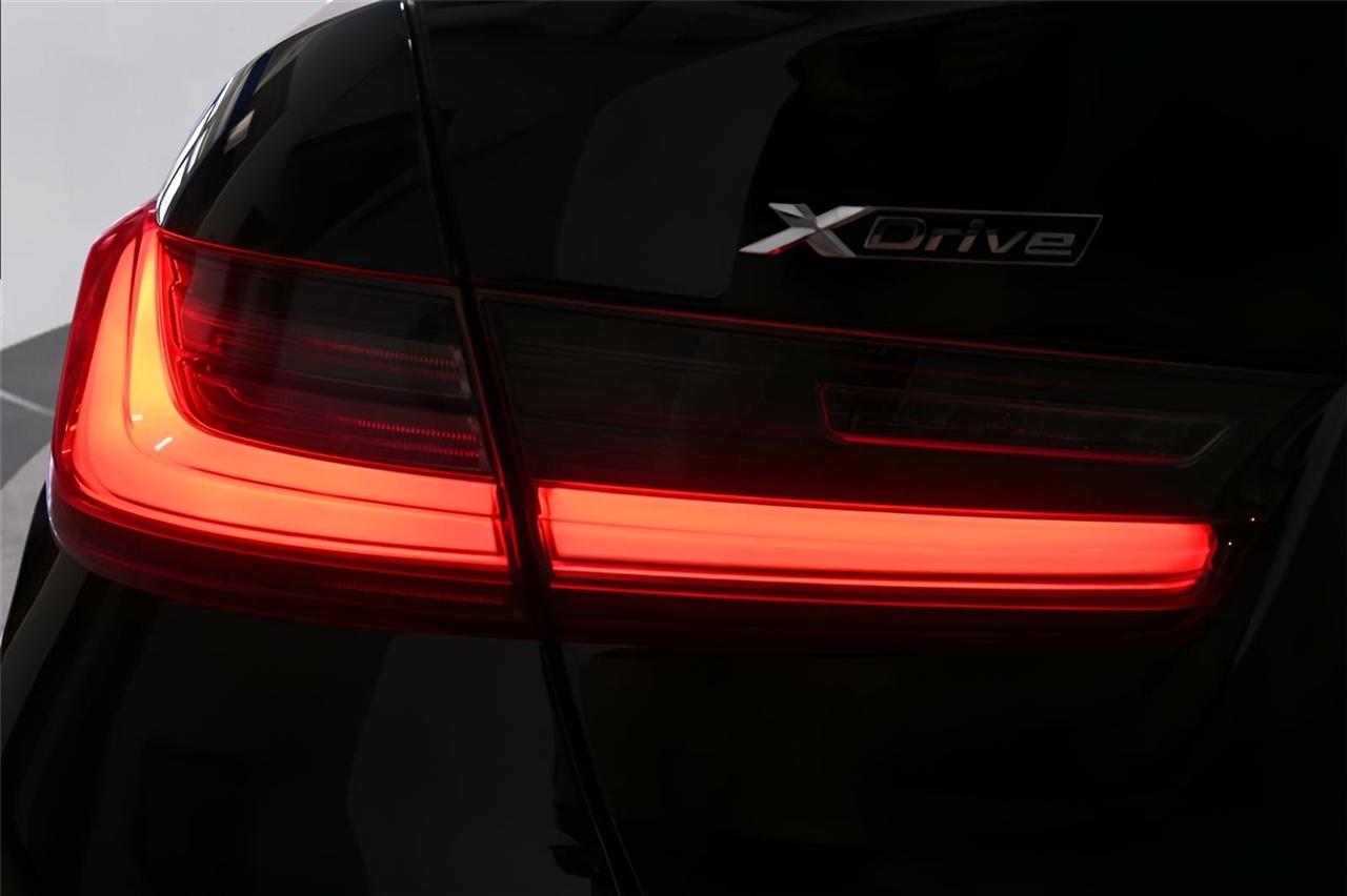 BMW 3-Series  2020