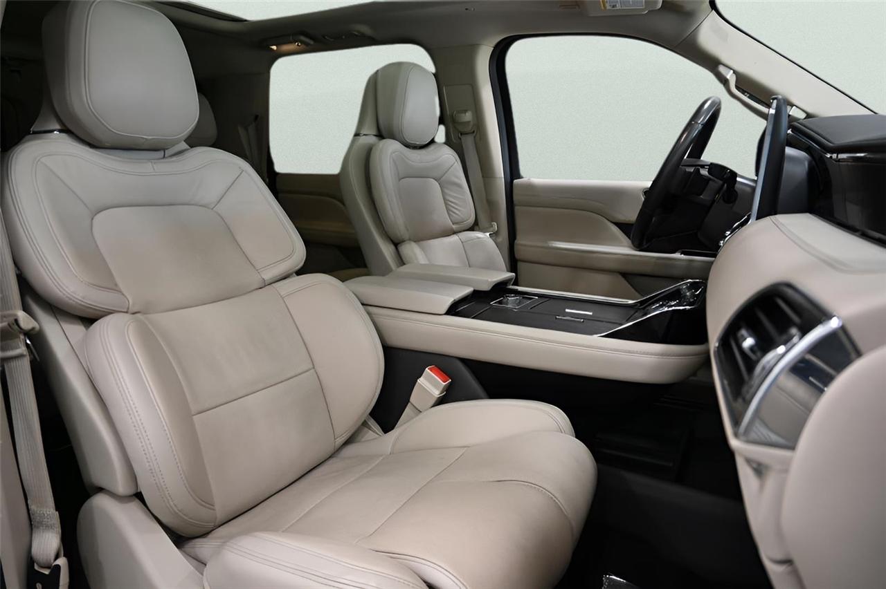 Lincoln Navigator  2021