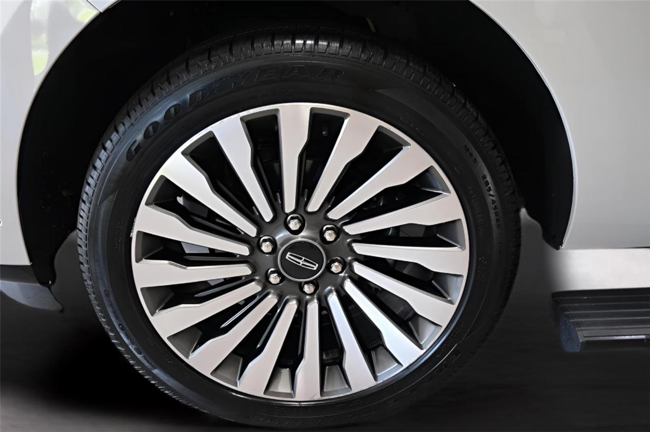 Lincoln Navigator  2021