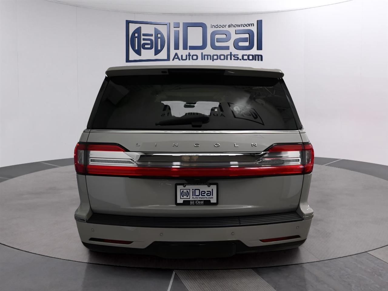 Lincoln Navigator  2021