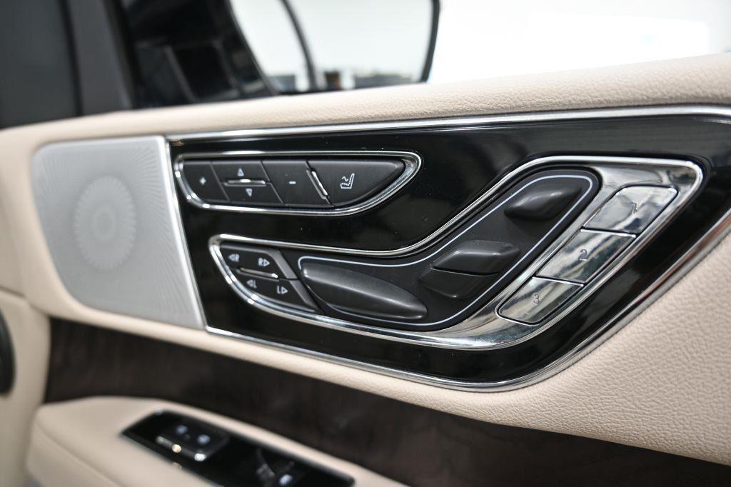 Lincoln Navigator  2021