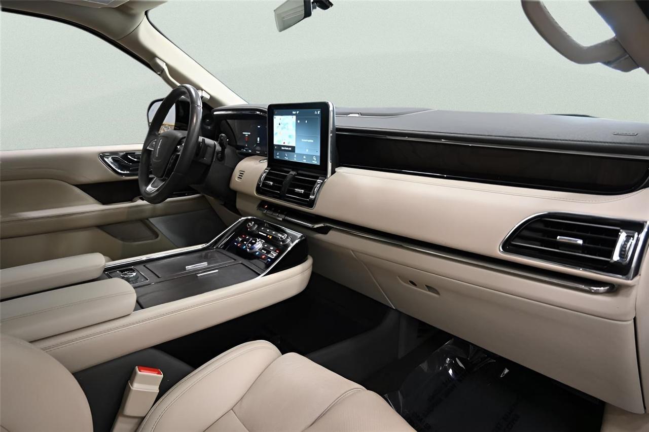 Lincoln Navigator  2021