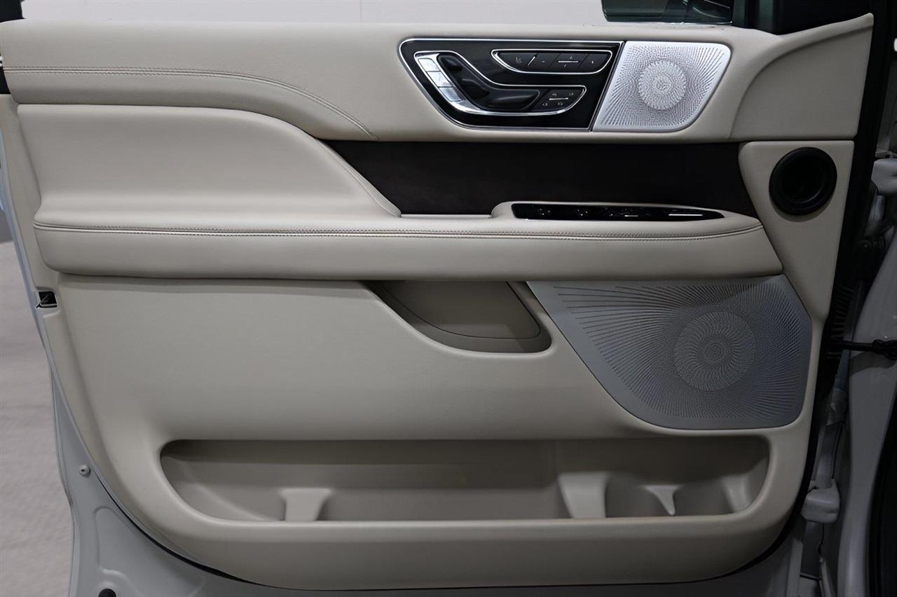 Lincoln Navigator  2021