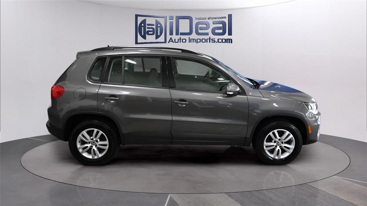 Volkswagen Tiguan  2016