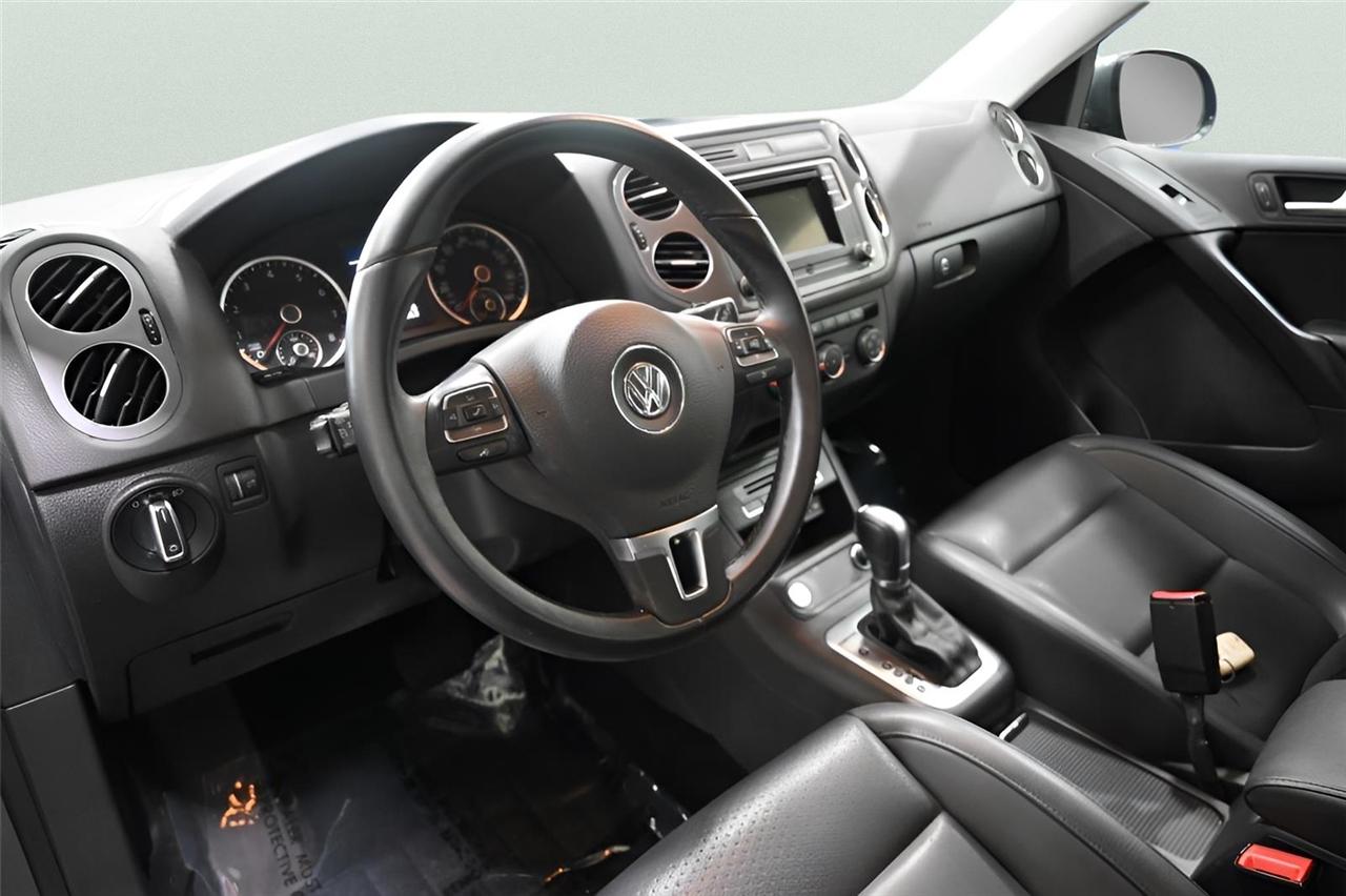 Volkswagen Tiguan  2016