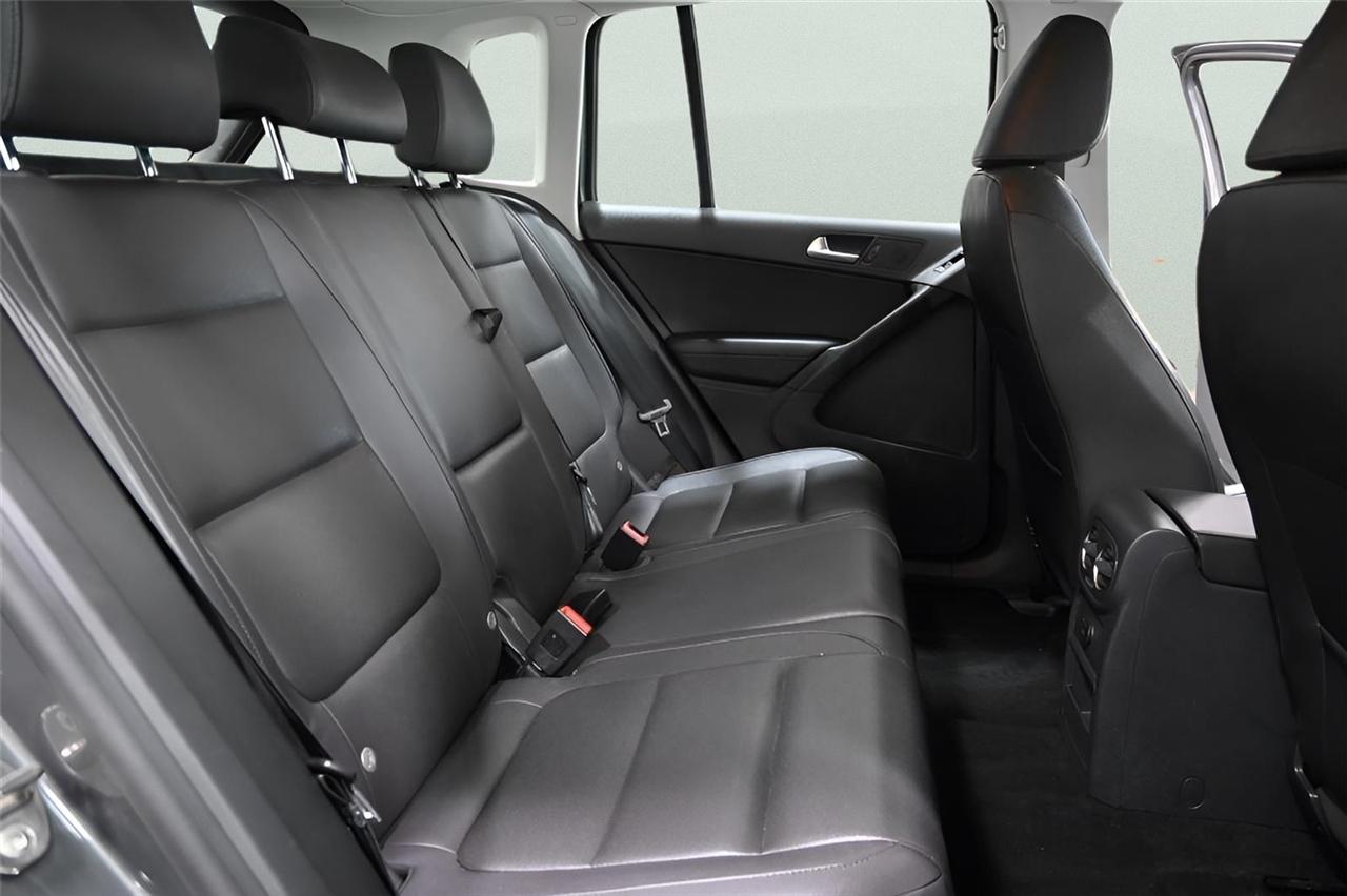 Volkswagen Tiguan  2016