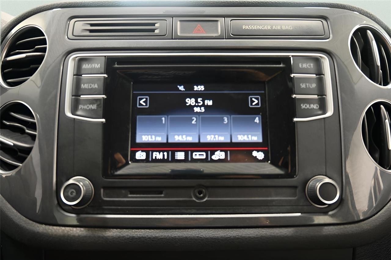 Volkswagen Tiguan  2016