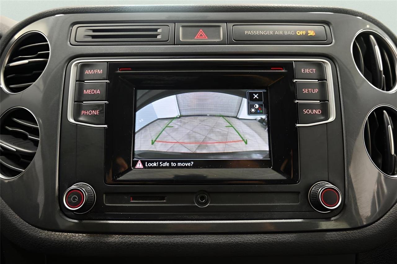 Volkswagen Tiguan  2016