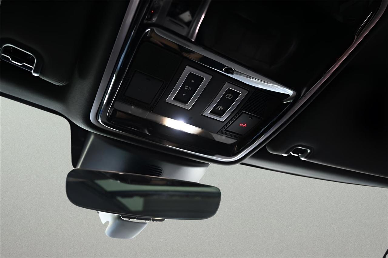 Land Rover Range Rover Sport  2018
