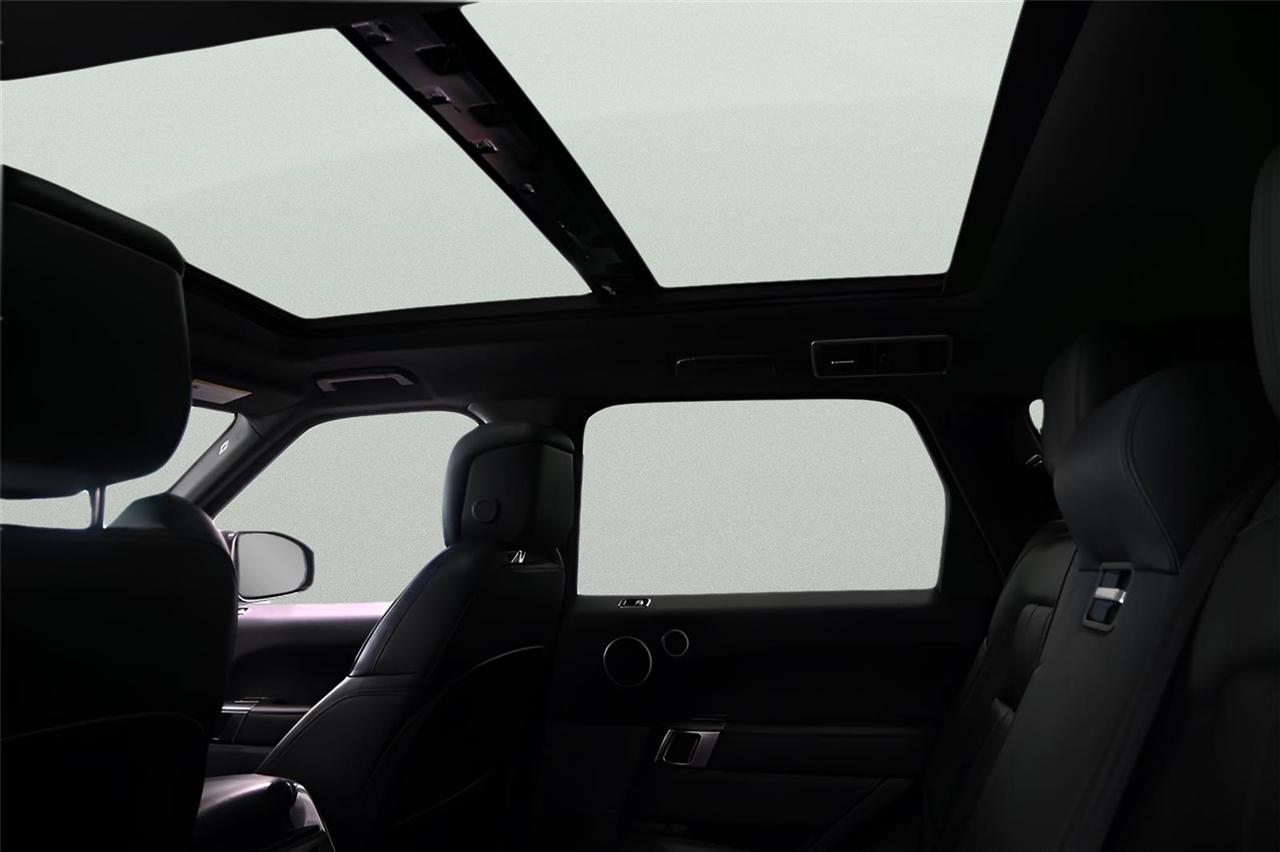 Land Rover Range Rover Sport  2018