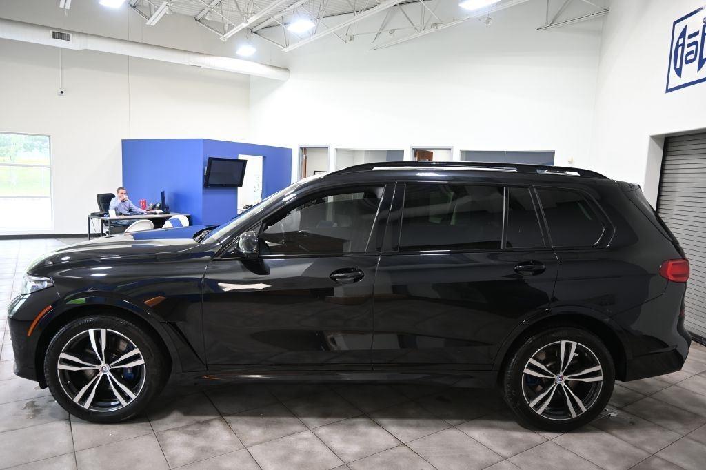 BMW X7  2022
