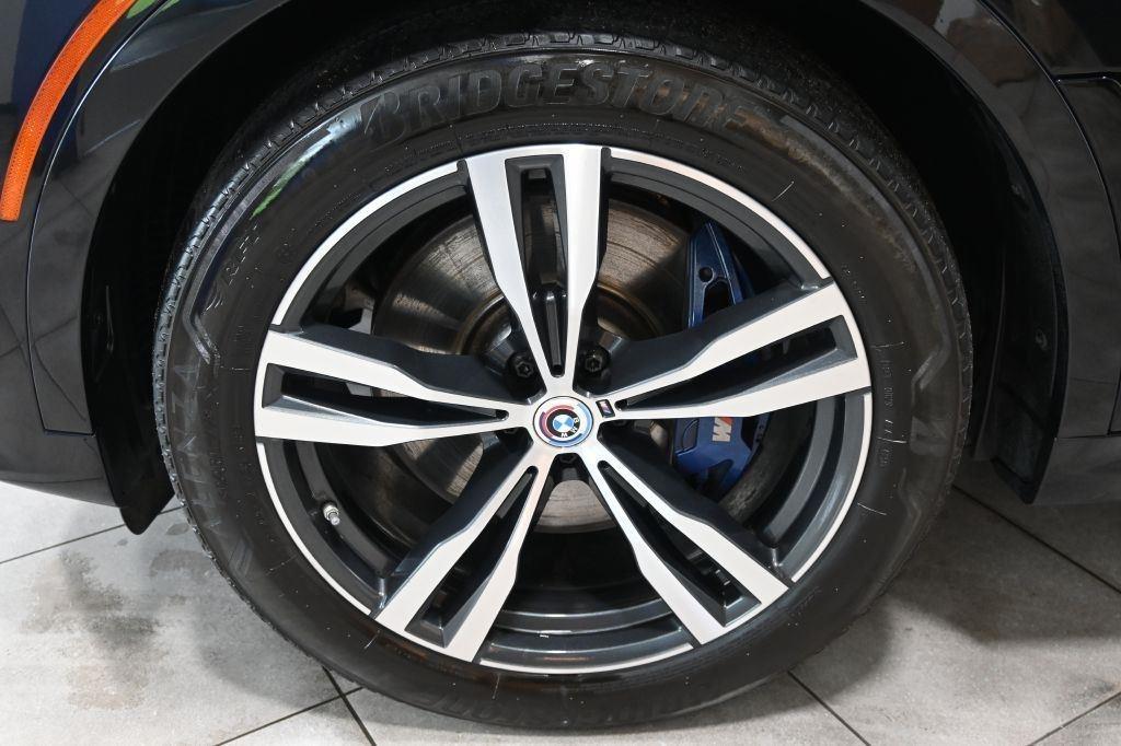 BMW X7  2022