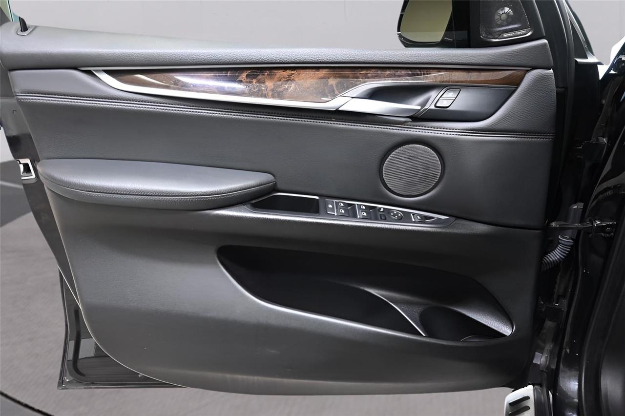 BMW X5  2016