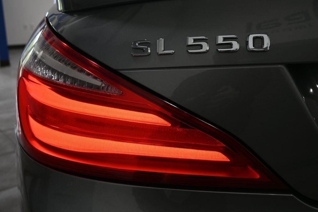 Mercedes-Benz SL-Class  2013