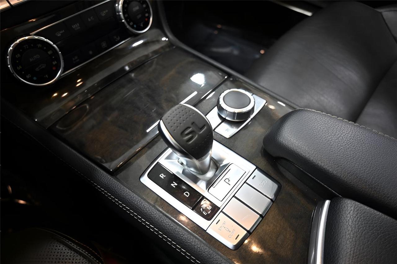 Mercedes-Benz SL-Class  2013