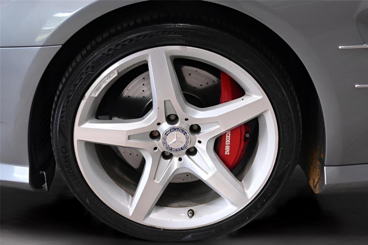 Mercedes-Benz SL-Class  2013